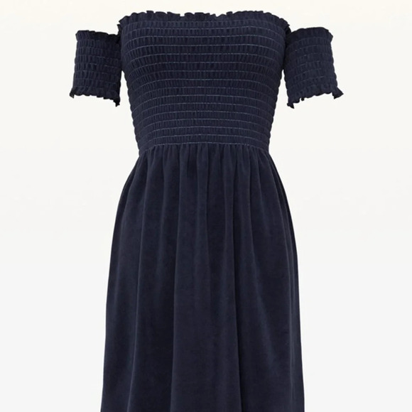 🆕 Juicy Couture Smocked Microterry Dress - Picture 2 of 4